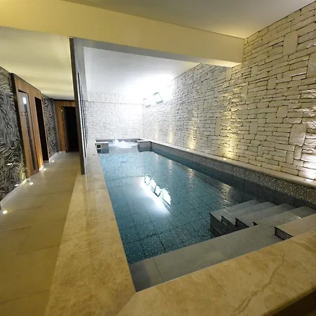 Hotell Idas Club 4*