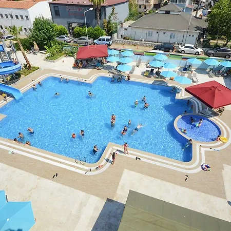 Otel Idas Club 4*