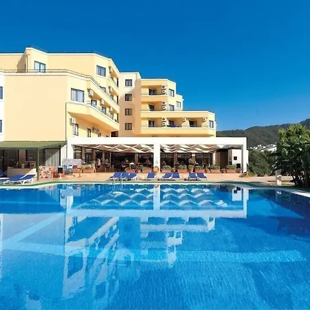 فندق Idas Club 4*