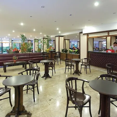فندق Idas Club إتْشميلير