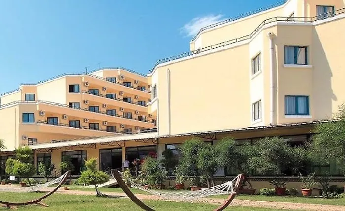 فندق Idas Club
